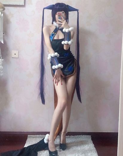 裸体天鹅湖av毛片
