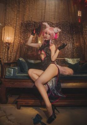 angelina全集在线电影